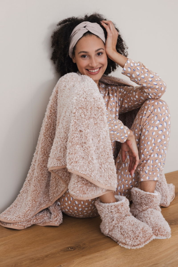 Perzikfleece pyjama speelse vlekken